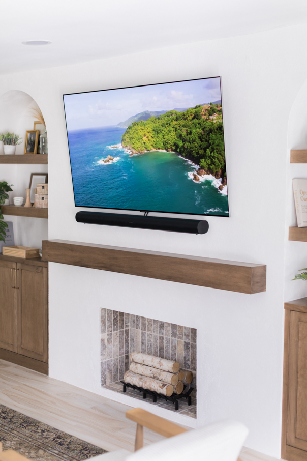 How to Style Open Shelves Living Room
