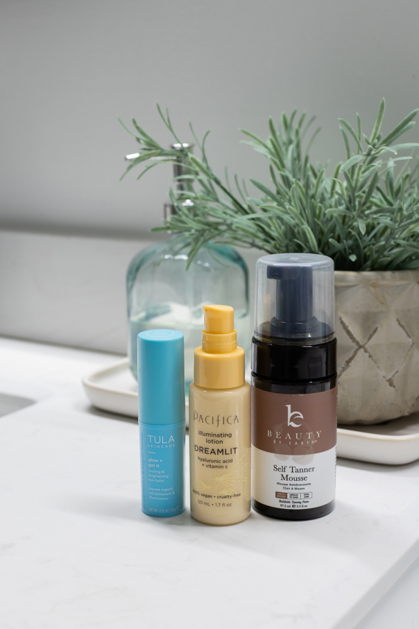 creamy natural skincare texture from non toxic beauty products