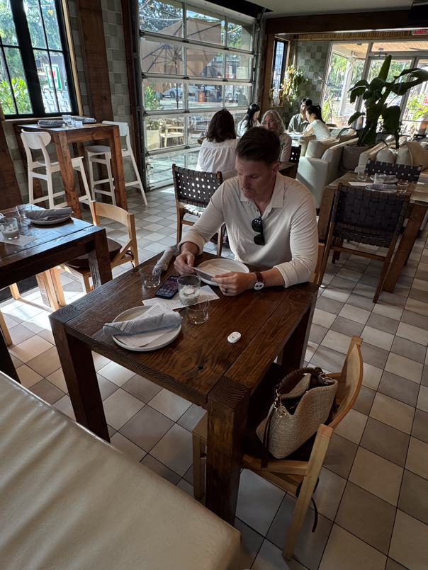 JUNE Orlando restaurant review featuring aesthetic interiors and gluten-free menu